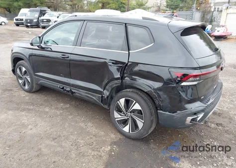 2025 Volkswagen Taos 1.5T Se z USA, uszkodzony, nr VIN 3VVVC7B24SM086578